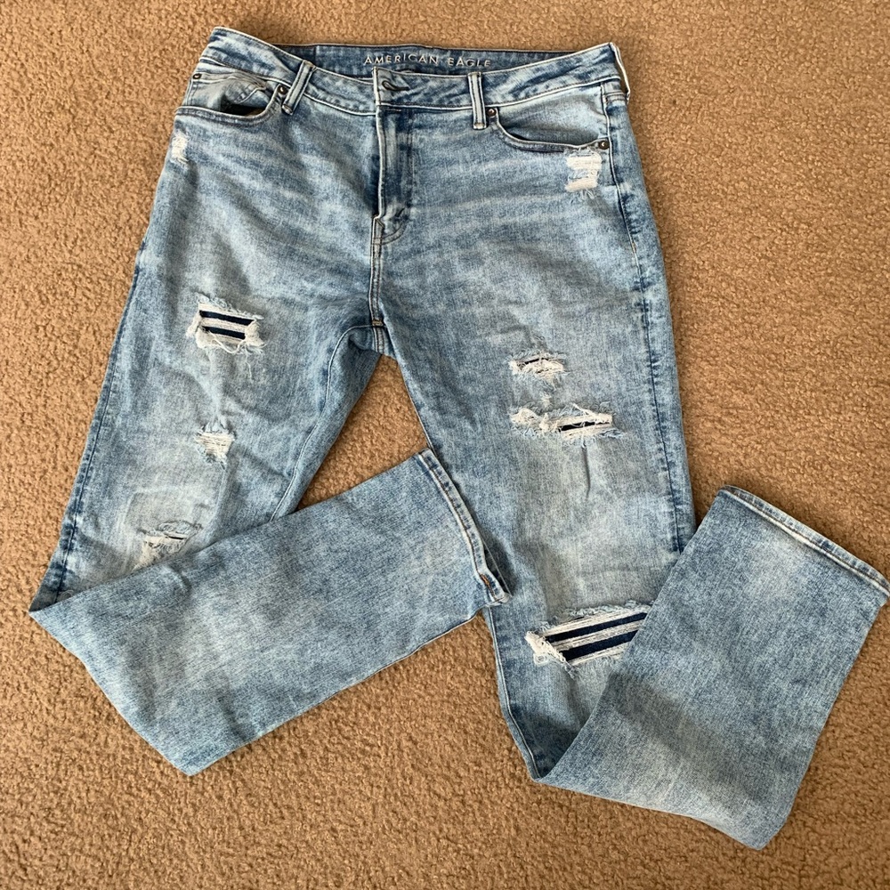 American Eagle men’s jeans - US 36x34 -distressed skinny Jean - light blue